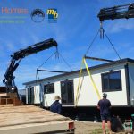 A Cosy Home in a tandem lift by two Hiabs